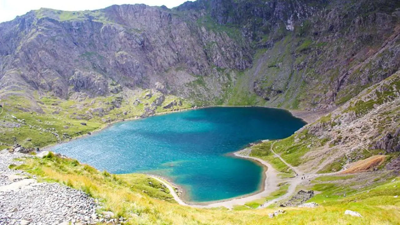 danau hati