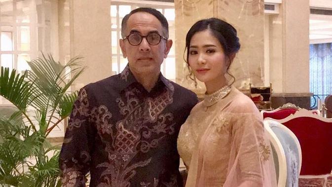 Bunga Zainal dan Sukhdev Singh (Sumber: Instagram/bungazainal05)