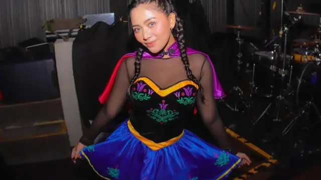 Rachel Vennya
