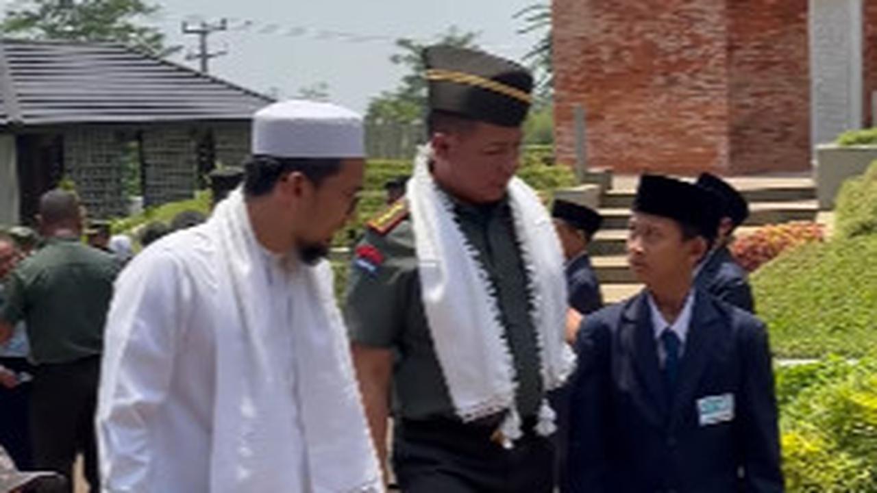 Panglima TNI ke Pondok Pesantren UAH