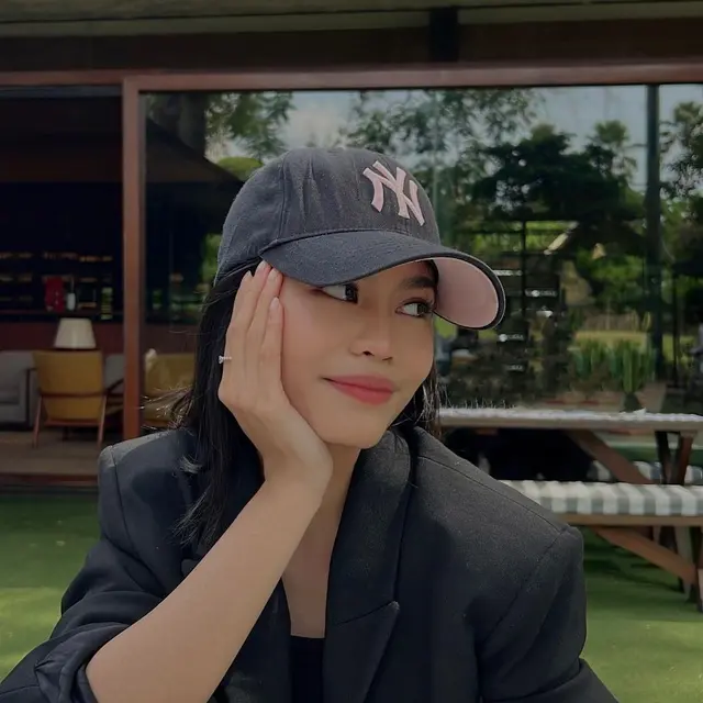 [Fimela] Elita Yulianti, adik Ririn Ekawati