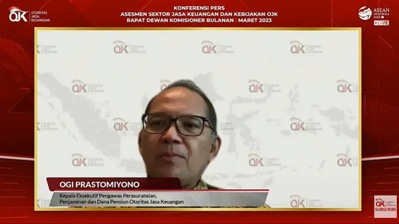 Kepala Eksekutif Pengawas Perasuransian, Penjaminan dan Dana Pensiun OJK Ogi Prastomiyono mengungkapkan terdapat 11 perusahaan asuransi nasional yang sedang bermasalah.(Tira/Liputan6.com)