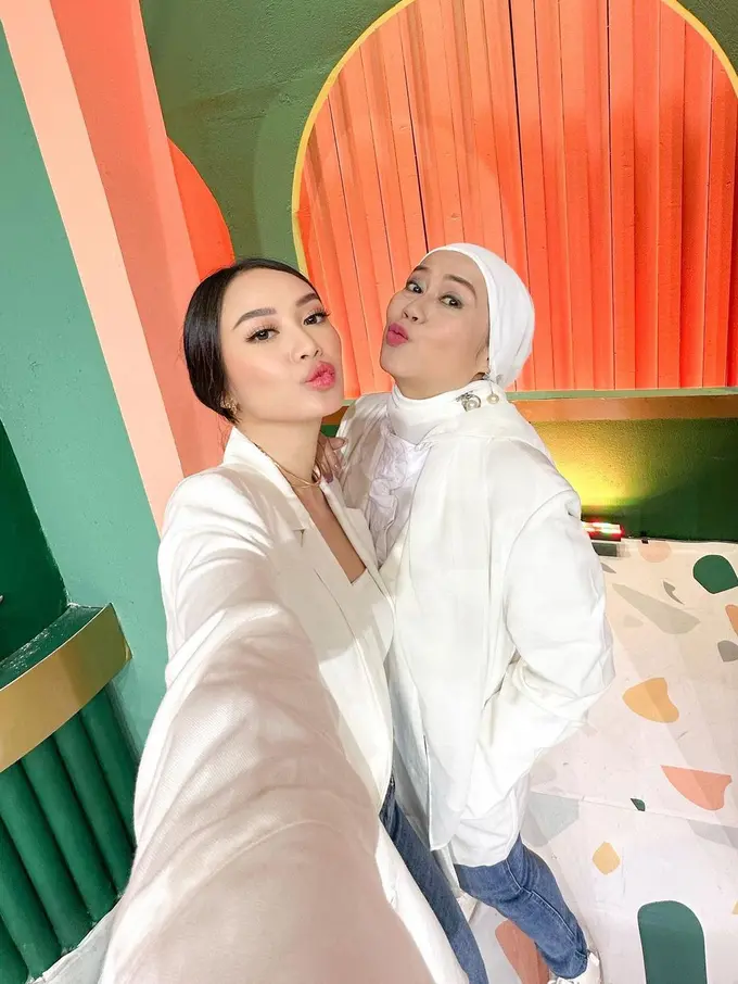 Merdi dan Dewi Yull (Instagram/merdioctav)