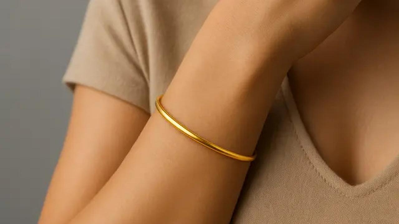 7 Tren Gelang Kecil Tapi Berat Pilihan Favorit Anak Muda, Estetik dan Elegan di 2025