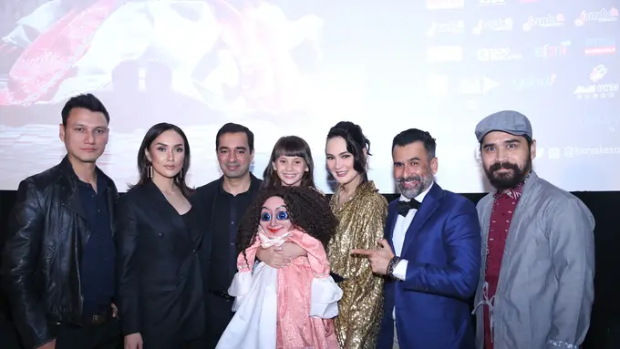 [Bintang] Premier Film Sabrina