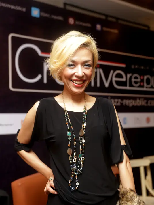 Tak hanya penampilan musik saja, gelaran musik jazz ini juga menyuguhkan ‘talkshow’di hari kedua pada 5 Desember. Dan di hari ketiga Minggu 6 Desember 2015 event ini menghadirkan showcase produk di industri kreatif Indonesia. (Andy Masela/Bintang.com)