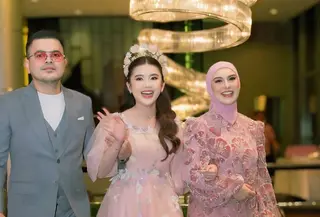 Irish Bella saat merayakan ulang tahun putrinya sambung. [@haldy_sabri]