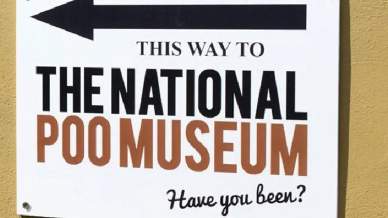 [Bintang] Museum Tinja