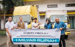 PT Chery Sales Indonesia (CSI) menyalurkan bantuan tanggap bencana kepada masyarakat terdampak banjir di Kota Medan, Sumatera Utara (Chery Indonesia).