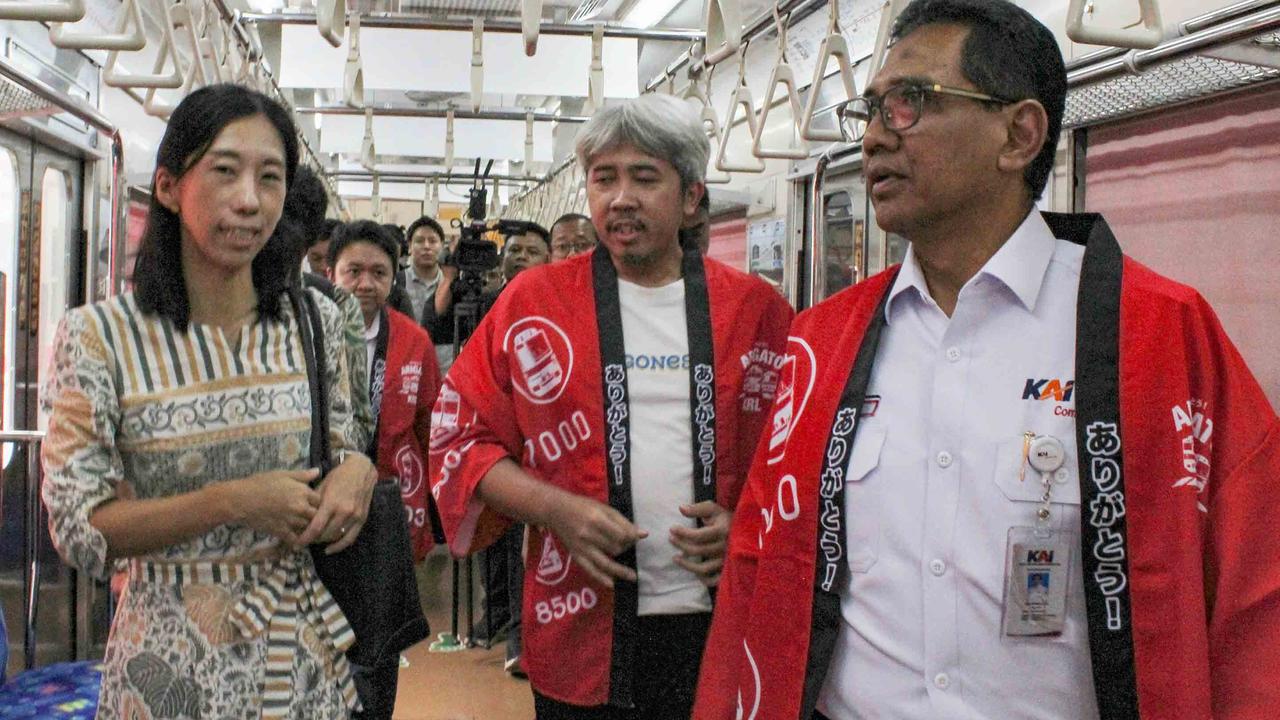 FOTO: Arigato KRL,  Perjalanan Terakhir Kereta Legendaris Eks Jepang di Jabodetabek