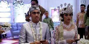 Ayudia Bing Slamet telah resmi menjadi istri dari Ditto, sebelum melangkah ke jenjang pernikahan, mereka berdua mematangkan komitmen terlebih dahulu.