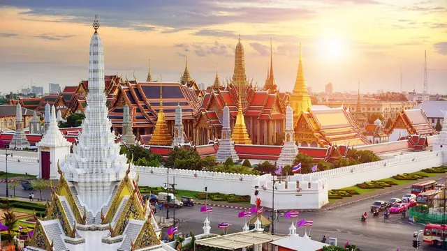 Bikin Takjub, Ini 7 Istana Kerajaan Paling Megah di Dunia