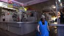 Pandangan kios daging yang kosong di Pasar Rodriguez, La Paz, pada 16 November 2019. Pemblokiran jalan yang dilakukan pendukung mantan Presiden Bolivia Evo Morales membuat kelangkaan bahan makanan, terutama daging dan telur, mulai sulit ditemukan di pasar. (AIZAR RALDES/AFP)