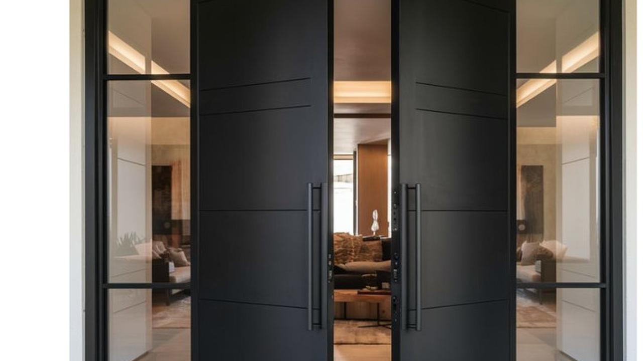 Model Pintu Kupu Tarung Besar Kecil Minimalis Contoh Elegan untuk Rumah Modern