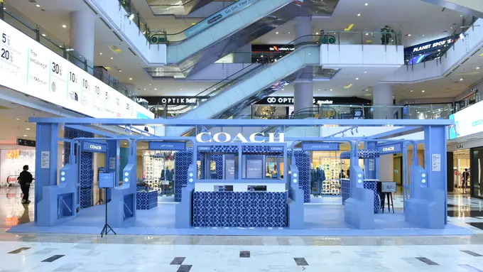 Coach New York Subway Pop-Up Store