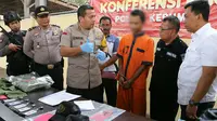 Tersangka penipuan rekrutmen PNS KHLK di Kebumen Jawa Tengah meraup ratusan juta dari korbannya. (Foto: Liputan6.com/Polres Kebumen/Muhamad Ridlo)