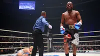 Floyd Mayweather Cetak Rekor Bayaran Tertinggi Sejagat Jika Mau Bertarung di UFC