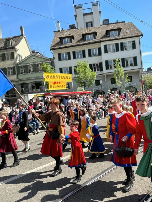 7 Potret Seru Acha Septriasa Jalani Liburan ke Swiss di Momen Lebaran