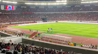 Suasana Stadion Utama Gelora Bung Karno, Senayan, Jakarta, Senin (19/6/2023) malam WIB, jelang pertandingan timnas Indonesia melawan Argentina. (foto: Liputan6.com/Marco Tampubolon)