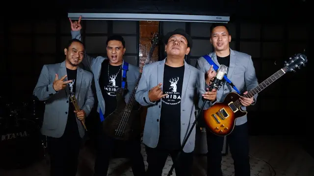 MOIRA Band