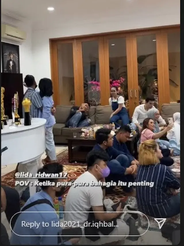 Jebolan LIDA dan D'Academy dari berbagai angkatan kumpul di rumah Lesti Kejora (Foto: Instagram/lida2021_dr.iqhbal)