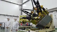 Jepang Luncurkan Wahana Antariksa untuk Ambil Sampel Satelit Alami Mars
