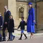 Pangeran George, Pangeran William, Putri Charlotte, Pangeran Louis, dan Kate Middleton. (Yui Mok/Pool via AP)
