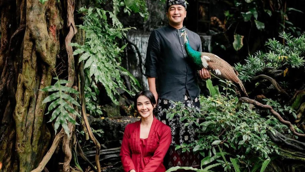 Maudy Koesnaedi Seru-Seruan di Aviary DeHakim, Kenalan dengan Salsa si Sapi hingga Kagum dengan Hutan Mini di Tengah Kota!