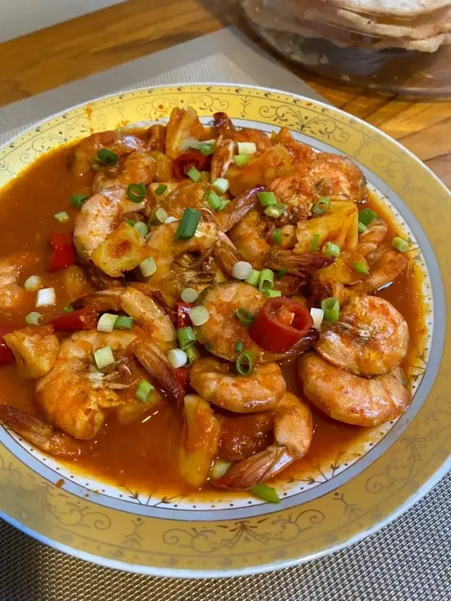 Tumis udang nanas asam manis