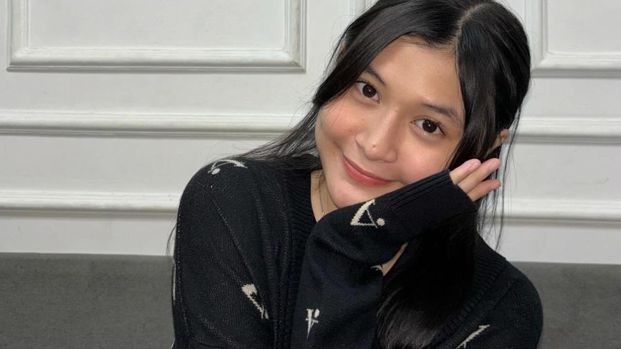 Nasha Anaya mendapat bayak ucapan selamat ulang tahun. Banyak yang salfok dengan potret Jeno.<br>