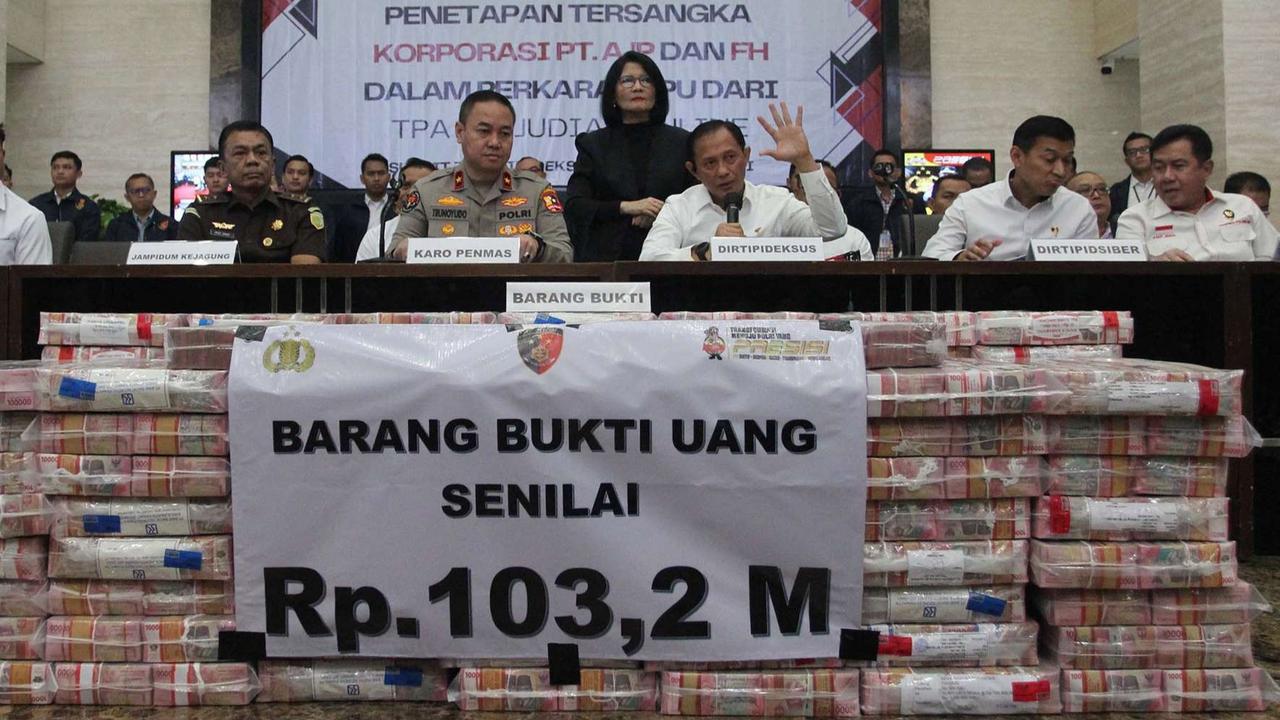 FOTO: Ini Tumpukan Uang Rp103,27 Miliar Terkait Kasus Judi Online, Disita dari 15 Rekening Bank