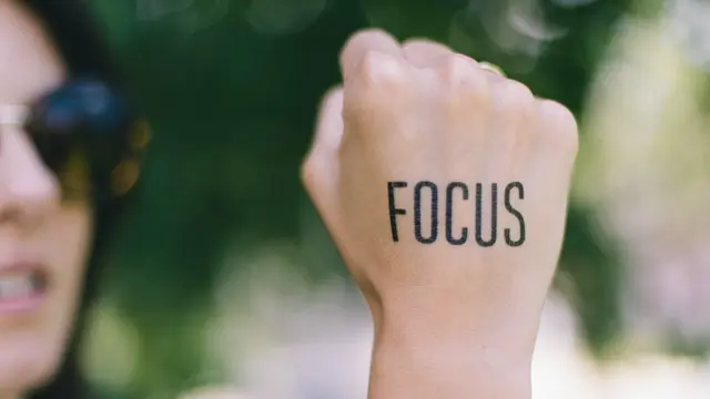 Ilustrasi Fokus