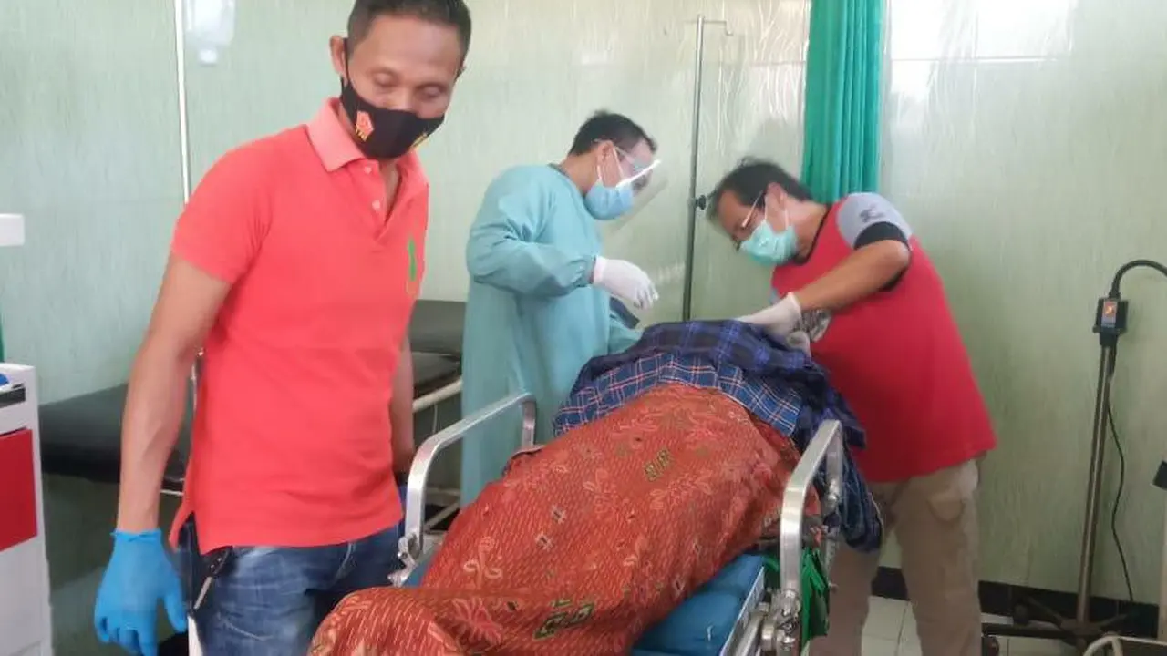Pelajar Asal Rembang Tewas Tenggelam di Mata Air Krawak Tuban (Liputan6.com/Ahmad Adirin)