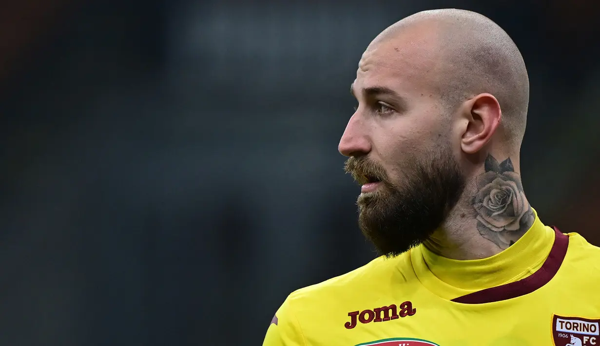 Vanja Milinkovic-Savic. Kiper berusia 25 tahun dan berpostur 2,02 meter ini telah 5 musim jadi bagian Torino. Gagal menembus skuat utama, ia dipinjamkan 2 musim, 2018/2019 dan 2019/2020 ke 3 klub, SPAL, Ascoli dan Standard Liege. Musim ini ia telah tampil 26 kali di semua ajang. (AFP/Miguel Medina)