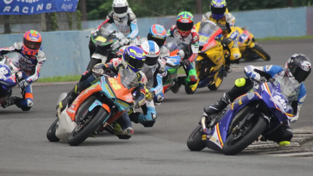 Yamaha Sunday Race