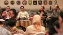 VP RARE Indonesia Taufiq Alimi berbicara pada seminar bertema "Saatnya Nelayan Kecil di Depan Kemitraan Dalam Pengelolahaan Kawasan Konservasi", Jakarta, (17/2). (Liputan6.com/Faizal Fanani)