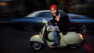 Kini giliran para pekerja seni yang mendapat giliran vaksinasi demi menghambat laju penyebaran Covid-19. Vino G. Bastian salah satunya. Ia pun menyambut baik tentang vaksin yang dijalaninya. (Instagram/vinogbastian__)