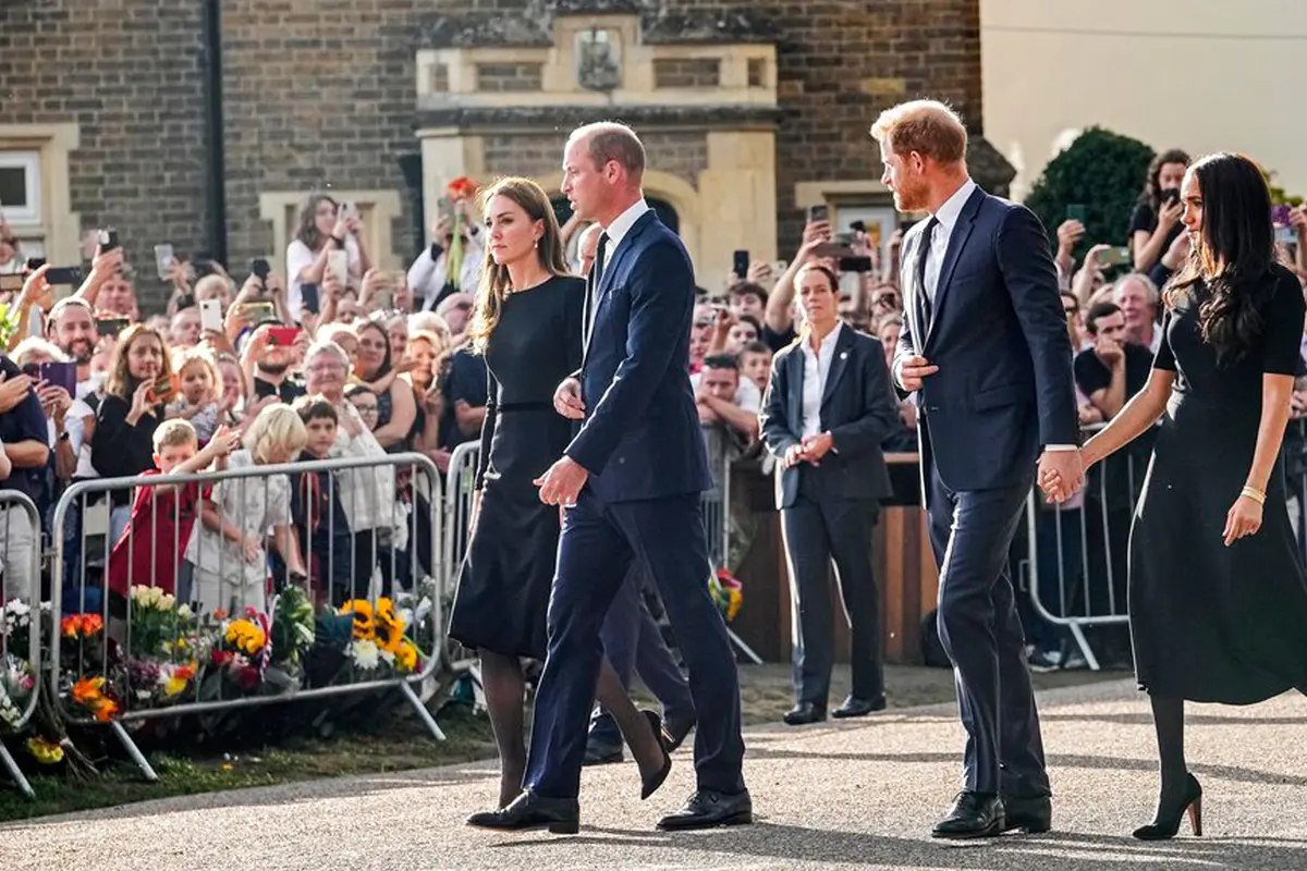 Penampilan Perdana Pangeran William - Kate Middleton dan Pangeran Harry - Meghan Markle Jelang Pemakaman Ratu Elizabeth II