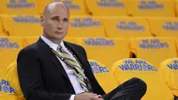 Hawks Bajak Petinggi Warriors