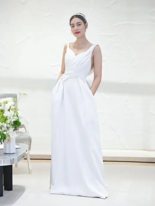 Selebrasi pernikahan Kimberley Anne dan Mark Prin berlanjut dengan resepsi di Danau Como, Italia [@kimmy_kimberley]