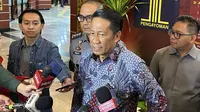 Menteri Hukum (Menkum) Supratman Andi Agtas  di Kantor Kementerian Hukum, Kuningan, Jakarta Selatan, Senin (23/12/2024). (Foto: Liputan6.com/Nanda Perdana Putra).