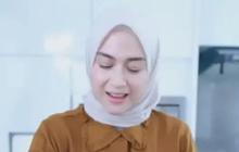 5 Foto Dapur Nina Zatulini, Menampilkan Desain Mewah dengan Gaya Interior Minimalis