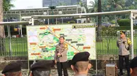 Kapolres Metro Jakarta Pusat, Kombes Pol Susatyo Purnomo Condro menyebut, pihaknya mengerahkan 2.590 personil gabungan untuk mengamankan aksi unjuk rasa di depan Gedung DPR/MPR RI. (Ady Anugrahadi).