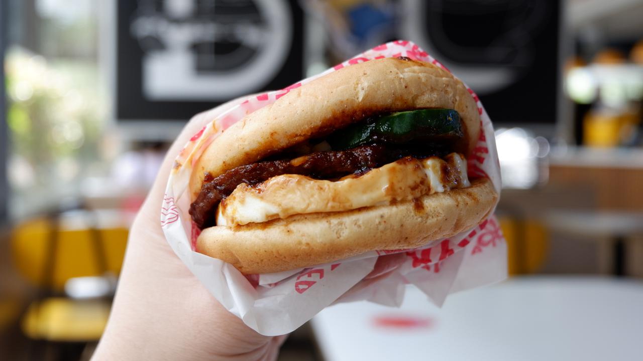 Burger Nasi Goreng Spesial