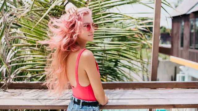 Kenali 5 Gaya Rambut yang Paling Ramah Iklim Tropis (photo by freepik.com)