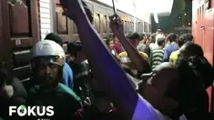 Tiga orang penjaga ruko tidak bisa menunjukkan dokumen terkait izin penyaluran tenaga kerja maupun keberadaan ratusan orang asing asal Bangladesh.