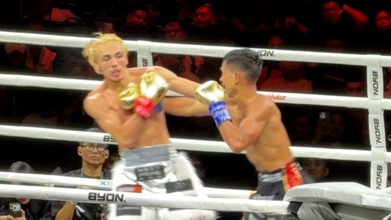 Putra Abdullah Kalahkan Ronal Siahaan dengan Kemenangan Mutlak di Byon Combat Showbiz 7