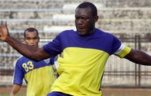 Gresik United hanya gunakan Dzumafo