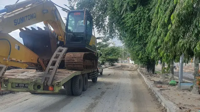 PTPP Kerahkan Alat Berat Bantu Penanganan Banjir Bandang Luwu Utara