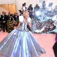 Met Gala 2024 yang diadakan di The Metropolitan Museum of Art bertajuk "Sleeping Beauties: Reawakening Fashion." Foto: Instagram.